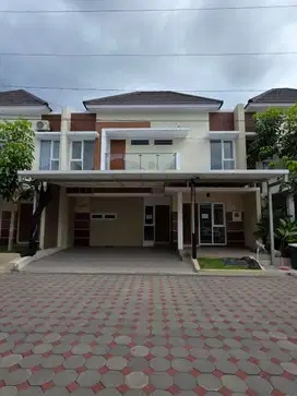 Rumah Mewah Jogja dalam Perumahan Griya Kuantan
