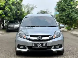 Mobilio E AT 2016 Abu-Abu Muda Metalik