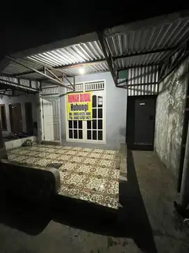 Di jual rumah jalan kemang manis
