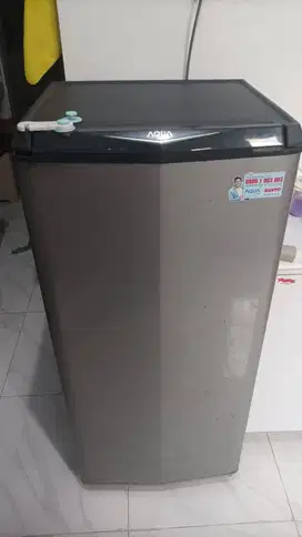 Kulkas SHARP dan Kipas angin es / AC portable