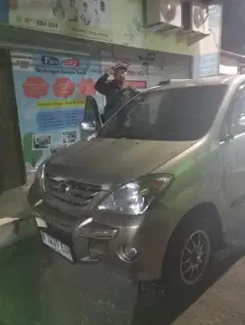 Daihatsu Xenia 2005 Bensin