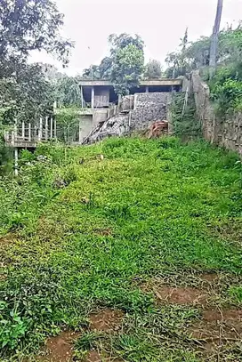 Murah! Bagunan Beton 4 Lantai Hitung Tanah Strategis Dago Giri Bandung