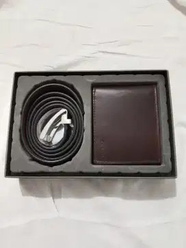 1 set belt and Dompet merk Fossil original 100%