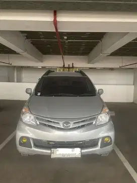 Jual Daihatsu Xenia 2012 1000cc D Manual