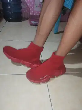 Spatu balenciaga size 40