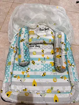 Kasur bayi kelambu