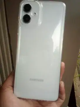 samsung a06 4+4/64 segel baru 2bln pake