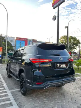 Toyota Fortuner GR Legender 2.8 tahun 2025 TSS metic