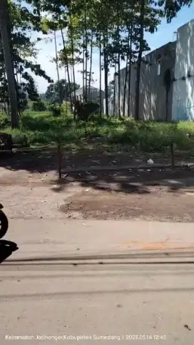 Di jual tanah kosong