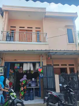Di jual rumah 2 lantai siap huni di tanjung barat Jaksel