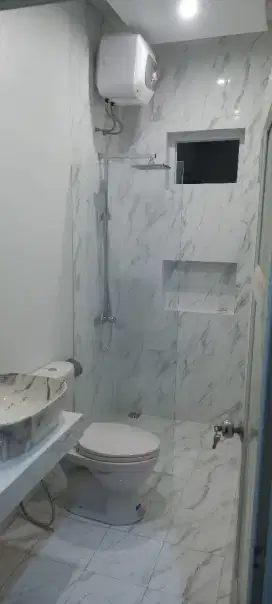 Tukang bangunan
