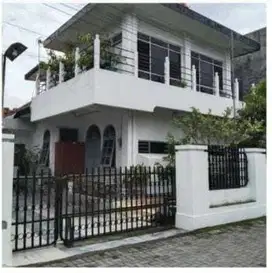 BU ! Rumah Bagus Di jl. Affandi Gejayan Dekat Kampus UGM, Pakuwon Mal