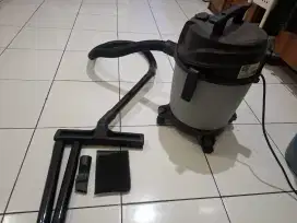 Vacum Cleaner 10 L 800 Watt Kering dan Basah