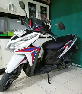 VARIO 125 KZR 2013 plat B jakarta. Komplit. Nego tipis