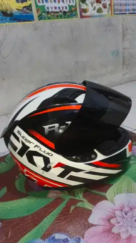 Helm KYT R10 Super Fluo Black White Red