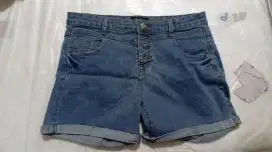 preloved celana pendek, dan rok mini