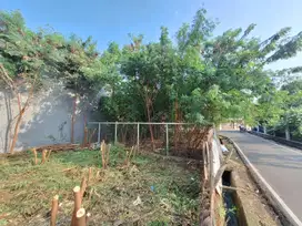 RUMAH TUA KAVLING DALAM KOMPLEK TENANG