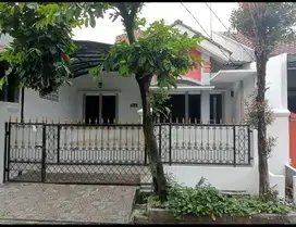 Jual cepat Rumah Villa Nusa Indah, SHM 72 m2, Cibubur