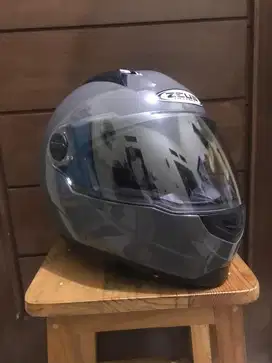 Helm Zeus 611 811