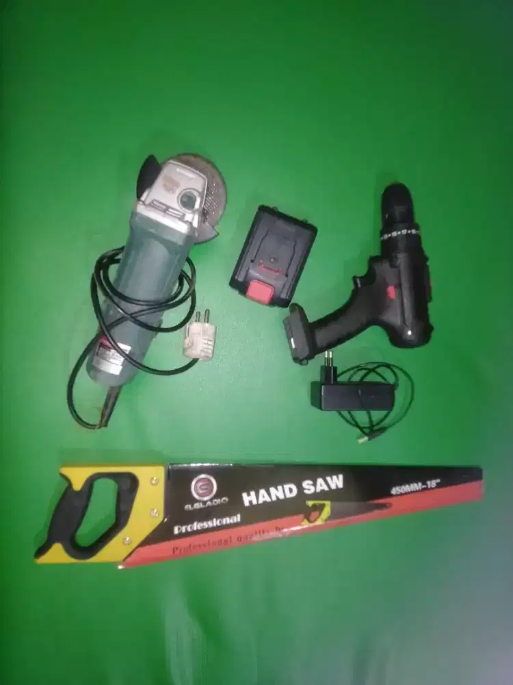 Dijual murah, peralatan pertukangan