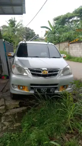 Daihatsu Xenia th 2011 automatic