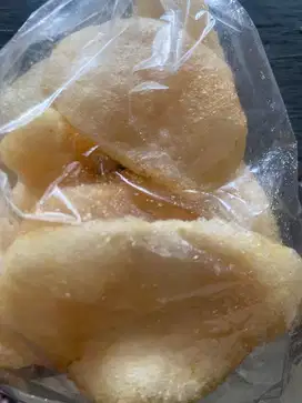Dicari pria 2 orang belum menikah usia max 26 th