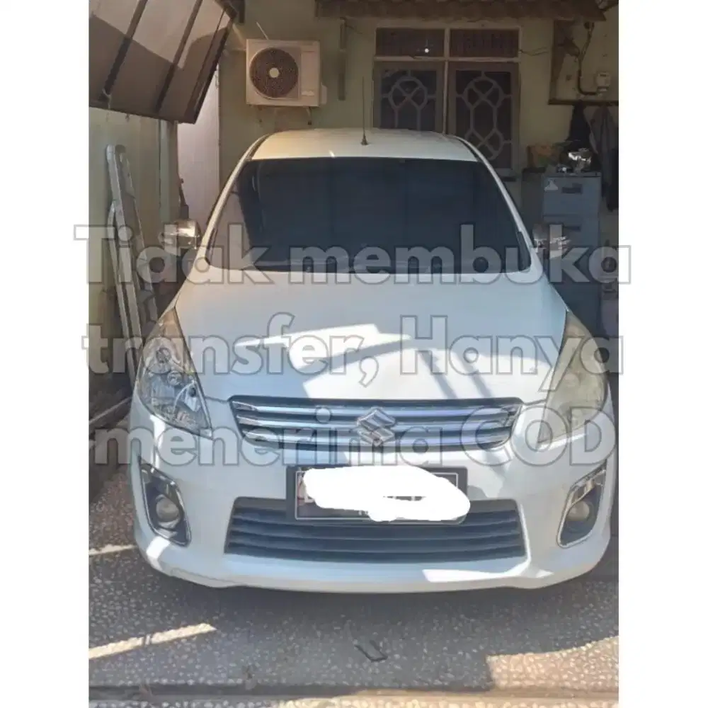 DI JUAL MOBIL ERTIGA 2013