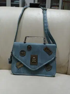 Tas handbag wanita ukuran kecil
