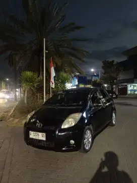 Toyota Yaris J 2013