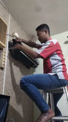 PASANG AC, CUCI AC, SERVICE AC, TUKANG LISTRIK, MESIN CUCI DLL