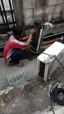PASANG AC, CUCI AC, SERVICE AC, TUKANG LISTRIK, MESIN CUCI DLL
