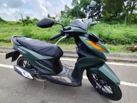 Beat Deluxe CBS ISS 2023 Hijau Army