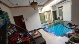 Rumah cantik di Cipinang jaktim Lt 393 m pool