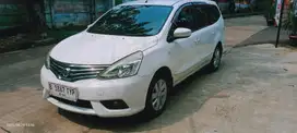 Nissan Grand livina 2014 Bensin