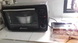 Oven KIRIN 19L kondisi bagus dan bersih