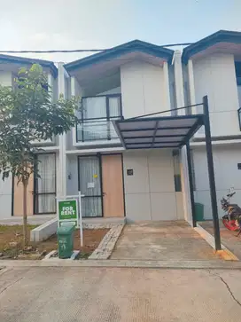 DISEWAKAN RUMAH 2 LANTAI ROLLING HILLS KARAWANG