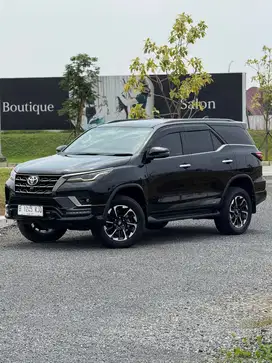 [KM47RB] Toyota Fortuner GR 2.8 2022