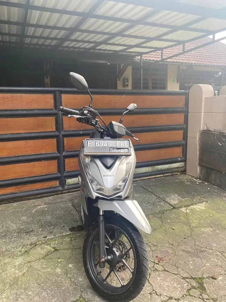 Honda Beat Street Silver 2022 Siap Pakai Pajak Hidup