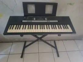 Keyboard Yamaha PSR-243 plus Stand