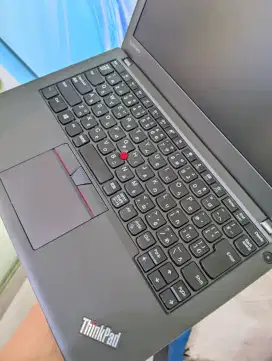 ready stock laptop paling cocok buat desain & editing