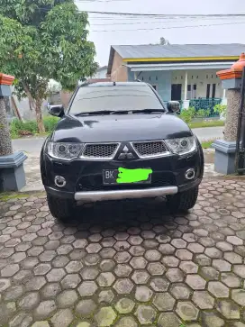 pajero sport dakar A/T 2012