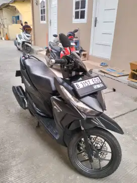 DI JUAL HONDA VARIO 150CC TH 2015 MULUS