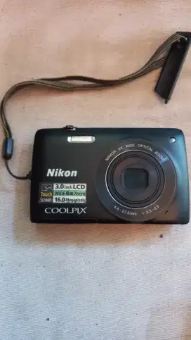 Kamera nikon coolpix s4200