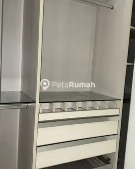 DIJUAL VILLA JALAN IR H JUANDA KOMPLEK TAMAN POLONIA I