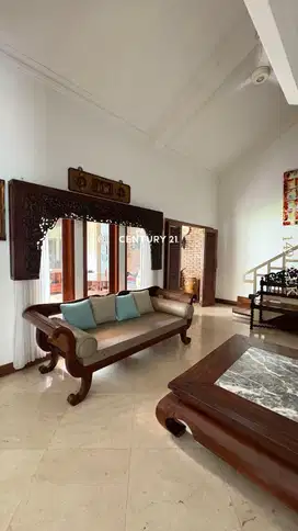 Dijual Rumah Dua Kavling di Camar Bintaro Jaya Sektor 3