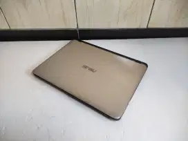 A640 Asus A407U core i3-7020U Ram 4GB ssd 240GB double vga seri gaming