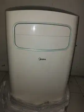 AC Portable Midea 2 PK masih baru..