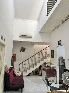 Jual Rumah murah 2 tingkat dekat bsd dan ciputat Tangerang selatan