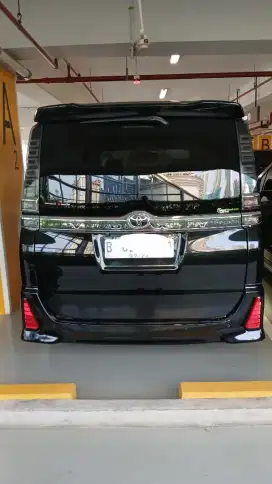 Toyota Voxi 2017