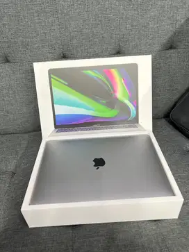 DIJUAL APPLE MACBOOK PRO SECOND LIKE NEW EX IBOX MULUS M1 2020 8/256GB